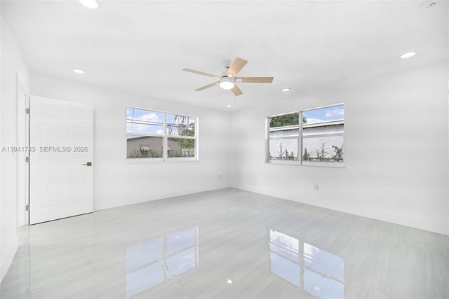 20030 Island Rd, Cutler Bay, FL 33189