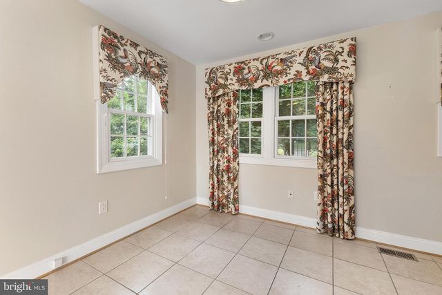 896 WASHINGTON AVE, Chestertown, MD 21620