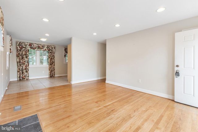 896 WASHINGTON AVE, Chestertown, MD 21620