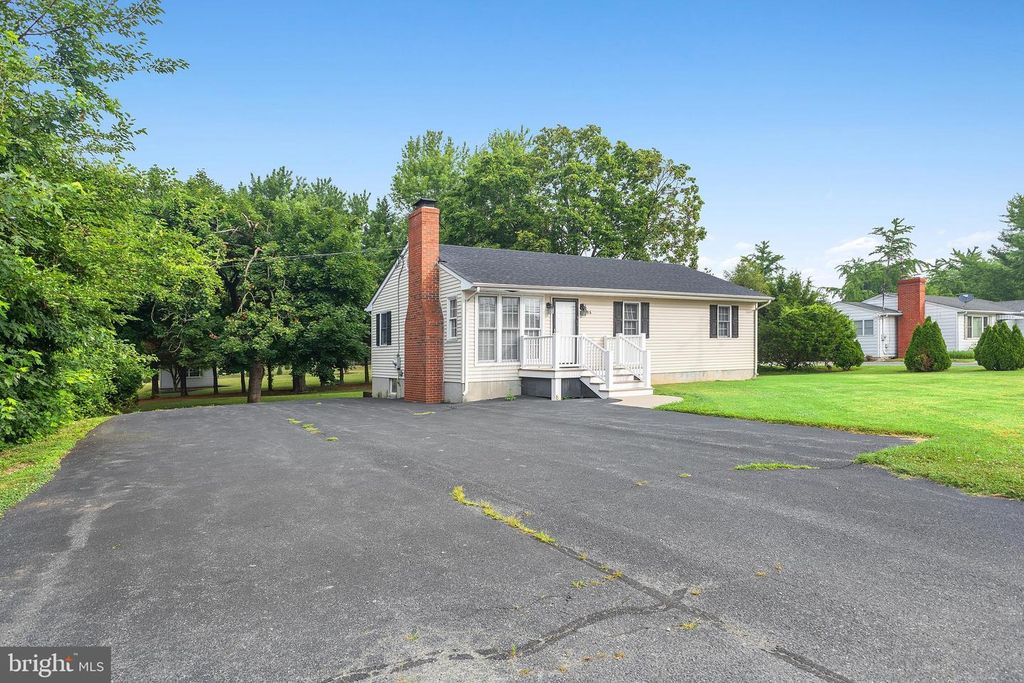 896 WASHINGTON AVE, Chestertown, MD 21620