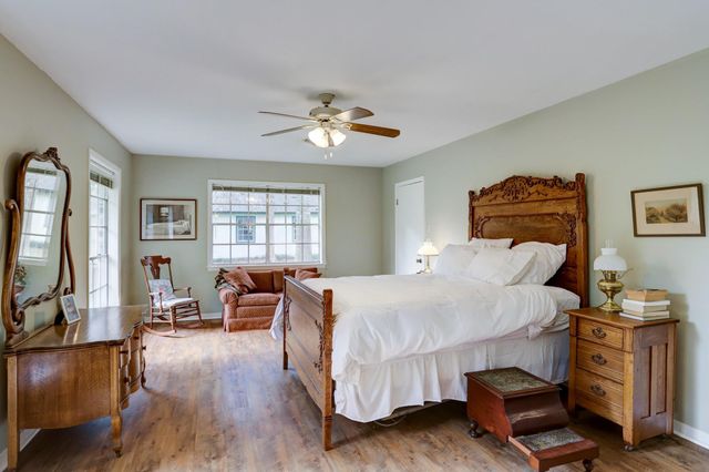 5400 Florida Chapel Road, Fayetteville, TX 78940