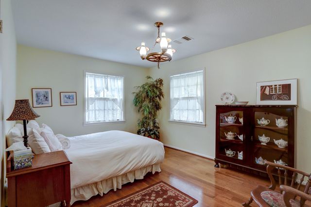 5400 Florida Chapel Road, Fayetteville, TX 78940
