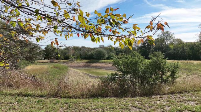 5400 Florida Chapel Road, Fayetteville, TX 78940