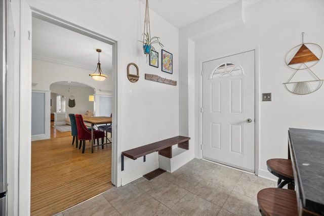 615 E Otjen STREET, Milwaukee, WI 53207