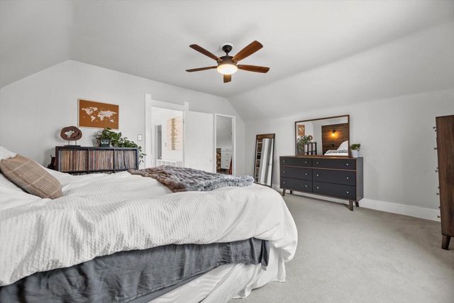 615 E Otjen STREET, Milwaukee, WI 53207