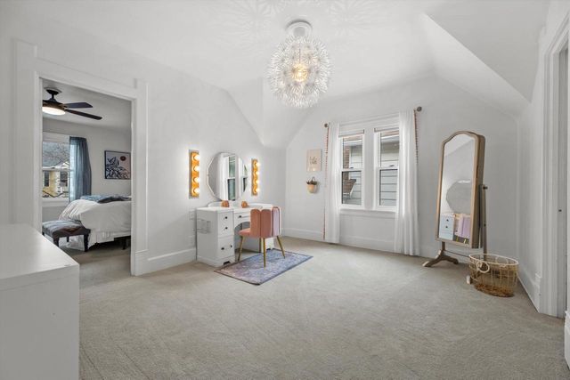 615 E Otjen STREET, Milwaukee, WI 53207