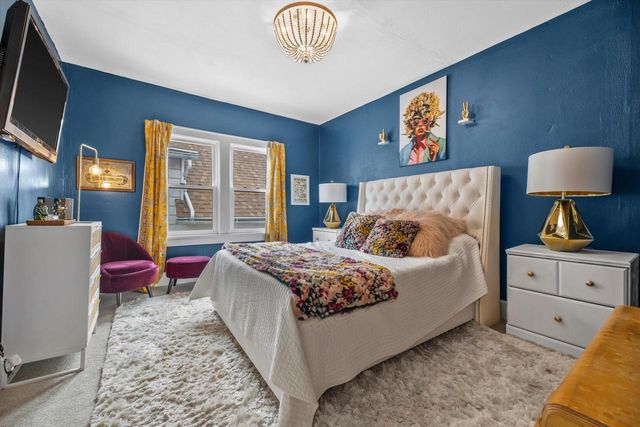 615 E Otjen STREET, Milwaukee, WI 53207