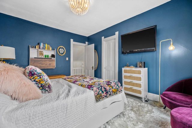 615 E Otjen STREET, Milwaukee, WI 53207