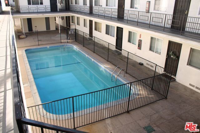 115 N Oak Street 34, Inglewood, CA 90301