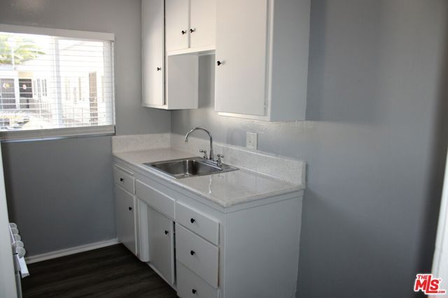 115 N Oak Street 34, Inglewood, CA 90301