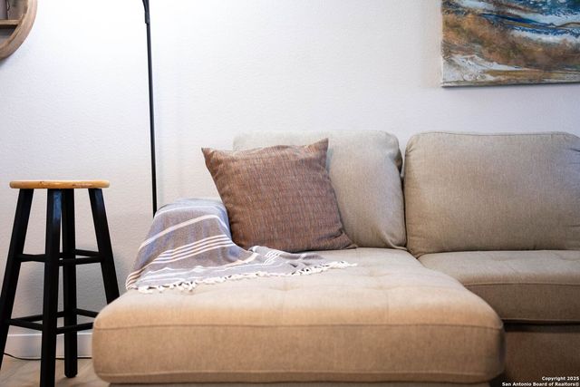 9811 Magnolia, San Antonio, TX 78251