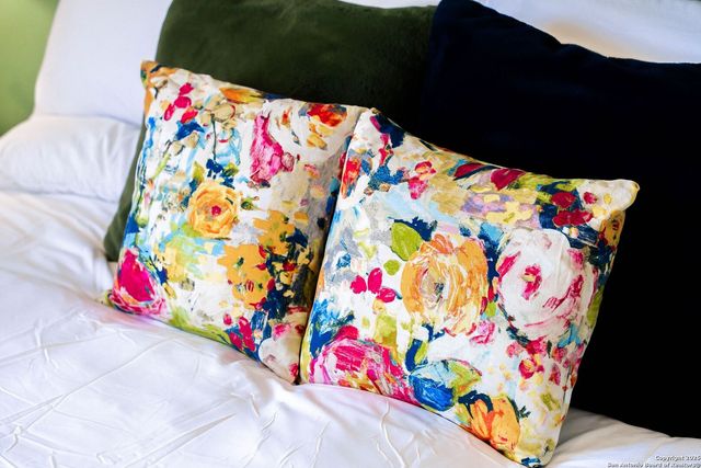 9811 Magnolia, San Antonio, TX 78251