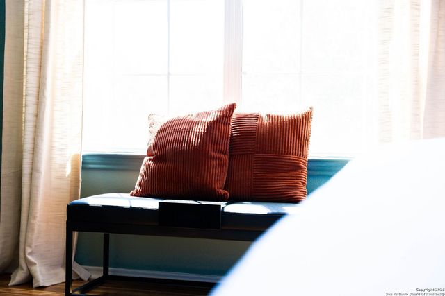 9811 Magnolia, San Antonio, TX 78251