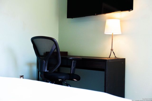 9811 Magnolia, San Antonio, TX 78251