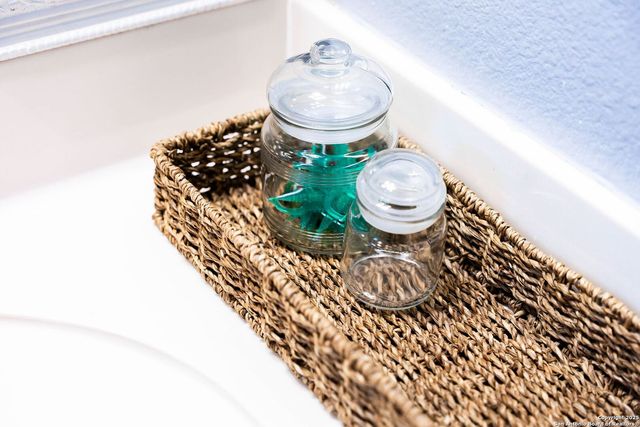 9811 Magnolia, San Antonio, TX 78251