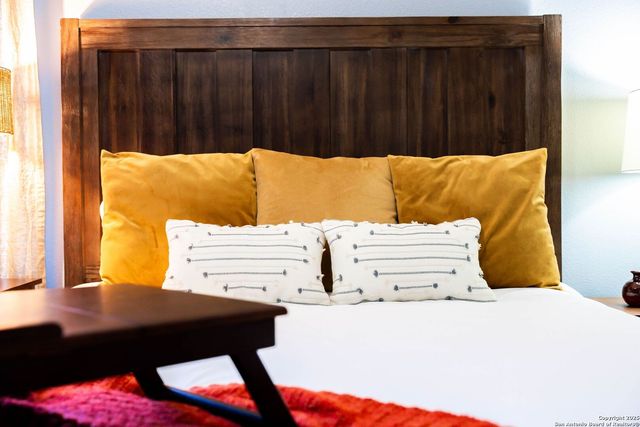 9811 Magnolia, San Antonio, TX 78251