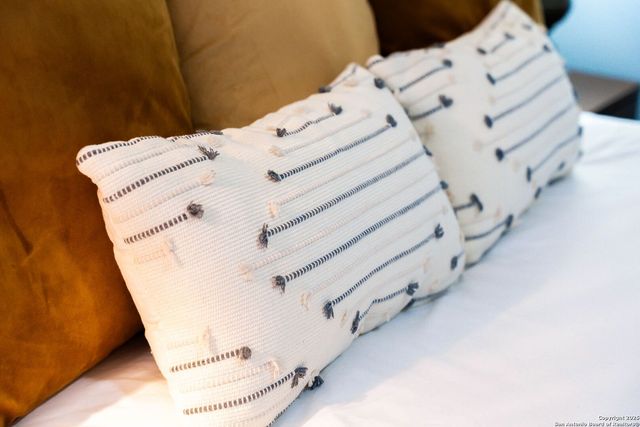 9811 Magnolia, San Antonio, TX 78251