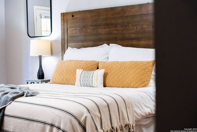 9811 Magnolia, San Antonio, TX 78251