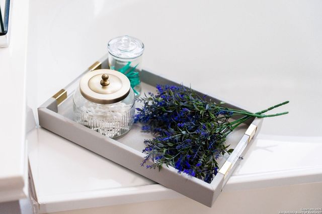 9811 Magnolia, San Antonio, TX 78251