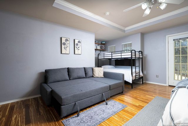 9811 Magnolia, San Antonio, TX 78251