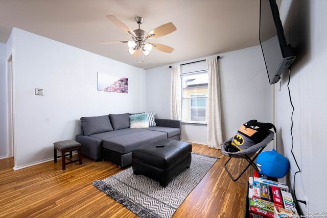 9811 Magnolia, San Antonio, TX 78251