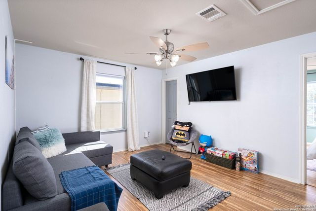 9811 Magnolia, San Antonio, TX 78251