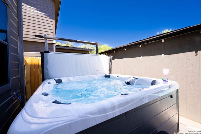 9811 Magnolia, San Antonio, TX 78251