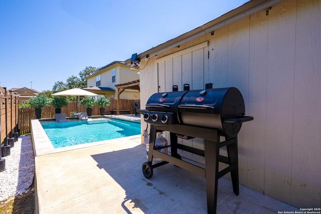 9811 Magnolia, San Antonio, TX 78251