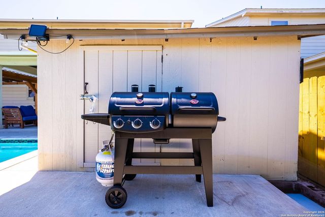 9811 Magnolia, San Antonio, TX 78251