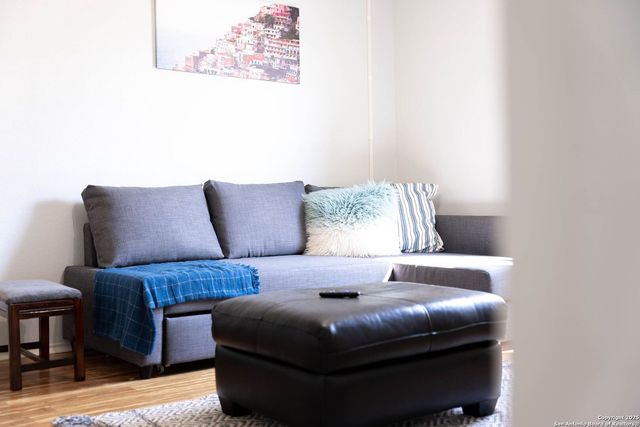 9811 Magnolia, San Antonio, TX 78251