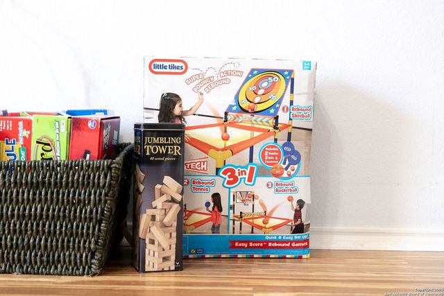 9811 Magnolia, San Antonio, TX 78251