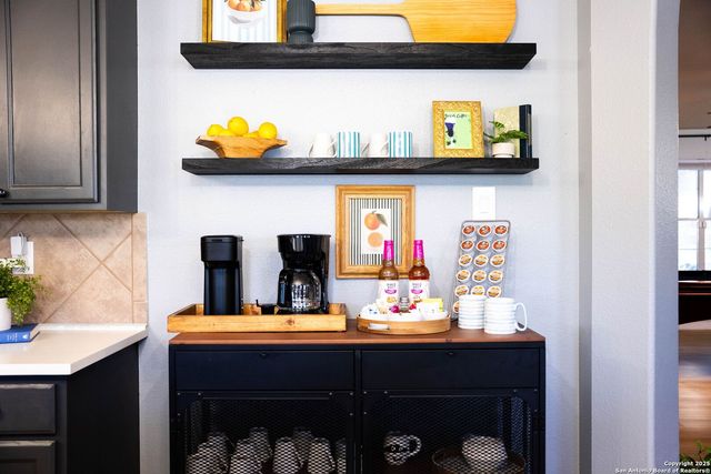 9811 Magnolia, San Antonio, TX 78251