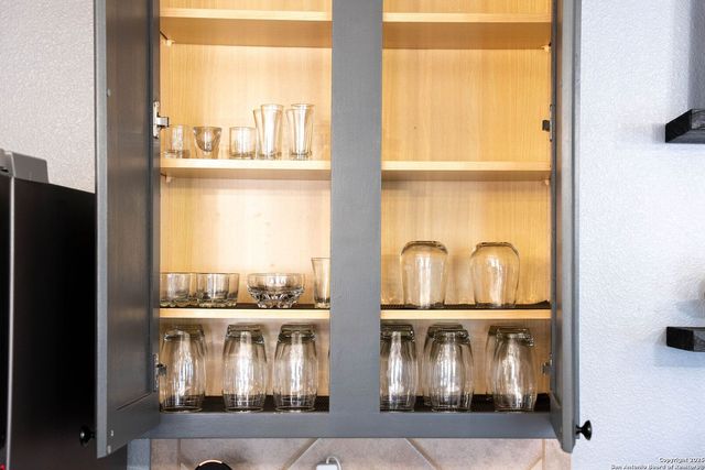 9811 Magnolia, San Antonio, TX 78251