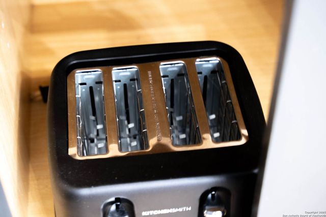 9811 Magnolia, San Antonio, TX 78251