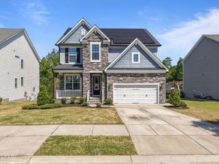 212 Moore Hill Way, Holly Springs, NC 27540