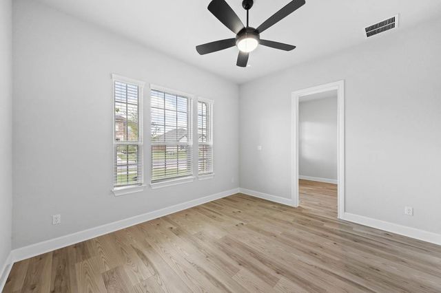 108 Nandina PATH, Bastrop, TX 78602
