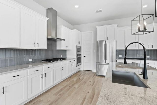 108 Nandina PATH, Bastrop, TX 78602