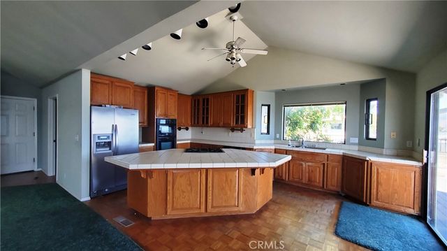 3140 Lakeshore Boulevard, Lakeport, CA 95453