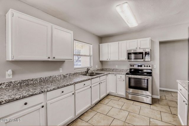 6132 N 35TH Drive, Phoenix, AZ 85019