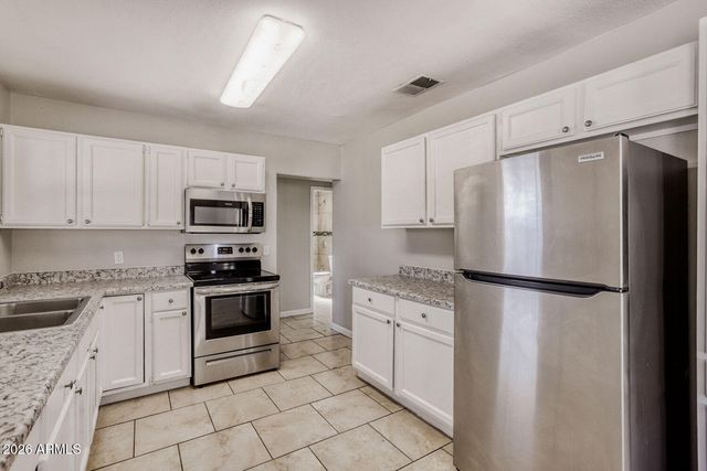 6132 N 35TH Drive, Phoenix, AZ 85019