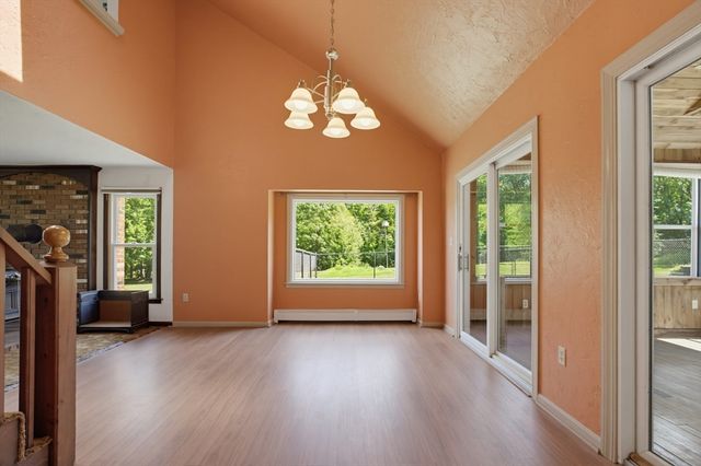 22 Purgatory Road, Sutton, MA 01590