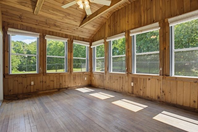22 Purgatory Road, Sutton, MA 01590
