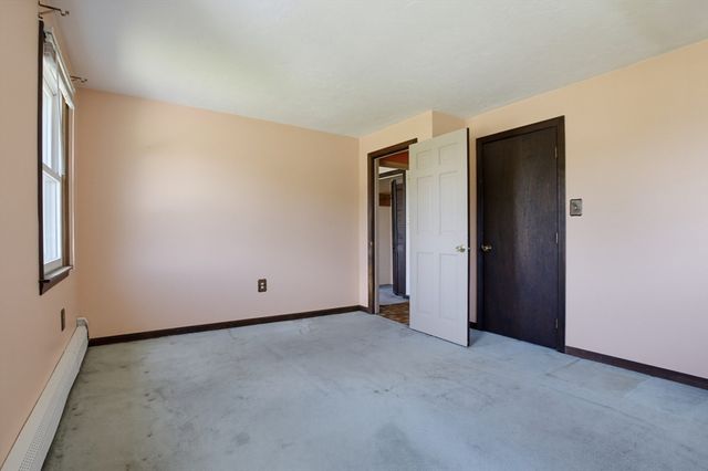 22 Purgatory Road, Sutton, MA 01590