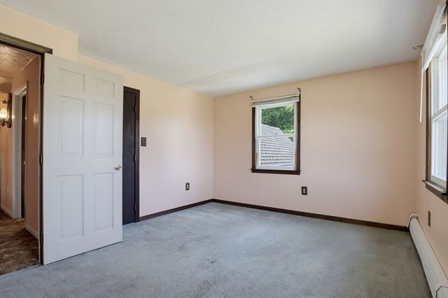 22 Purgatory Road, Sutton, MA 01590