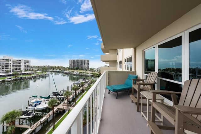 1621 GULF BOULEVARD 607, Clearwater Beach, FL 33767