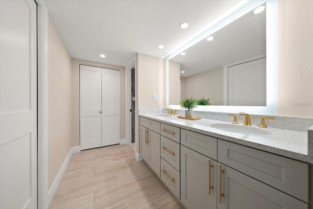 1621 GULF BOULEVARD 607, Clearwater Beach, FL 33767