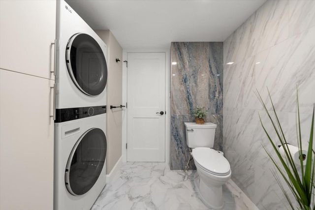 1621 GULF BOULEVARD 607, Clearwater Beach, FL 33767