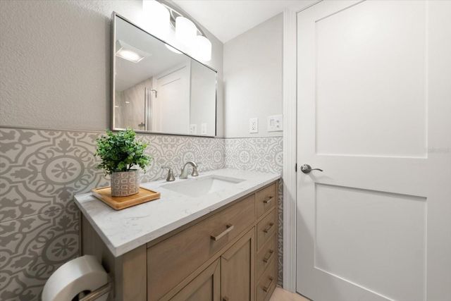 1621 GULF BOULEVARD 607, Clearwater Beach, FL 33767