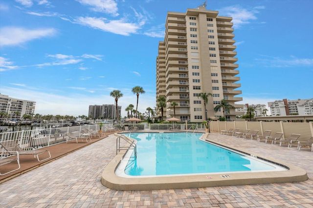 1621 GULF BOULEVARD 607, Clearwater Beach, FL 33767