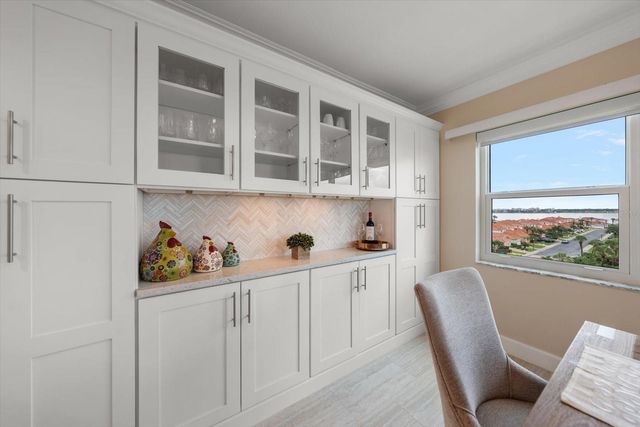 1621 GULF BOULEVARD 607, Clearwater Beach, FL 33767